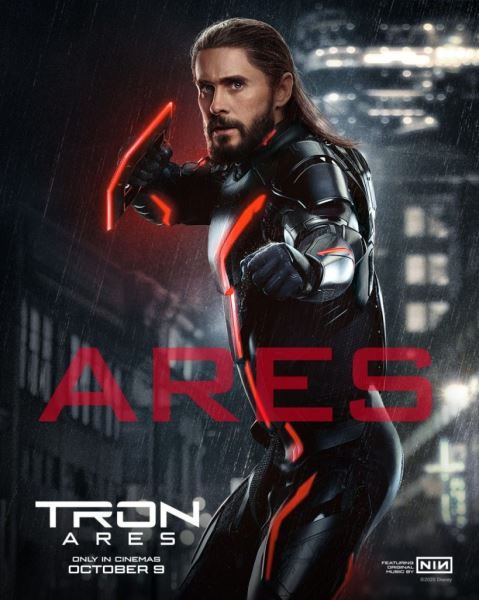 Джаред Лето и Эван Питерс на новых постерах «Трона: Арес»