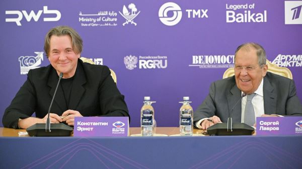 Россия не препятствует участию Европы в Интервидении, заявил Эрнст0