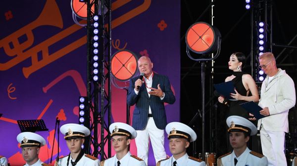 Крамер рассказал, как его произведения рождались из ошибок1